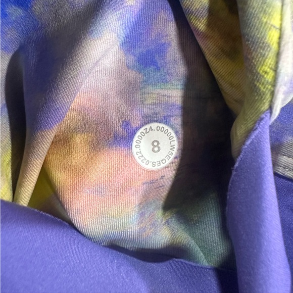 Lululemon Cargo Super High Rise Tight Size 8 - Picture 8 of 10